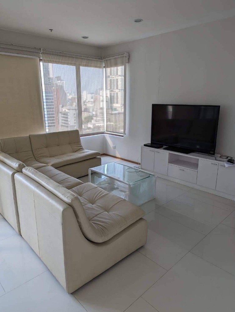 For RentCondoSukhumvit, Asoke, Thonglor : ♦ READY TO MOVE IN ♦ |  15++ floor 105.00 sq.m. | 2 beds 3 baths | near Emporium 4 mins, BTS Phrom Phong station 6 mins, Benchasiri Park 6 mins