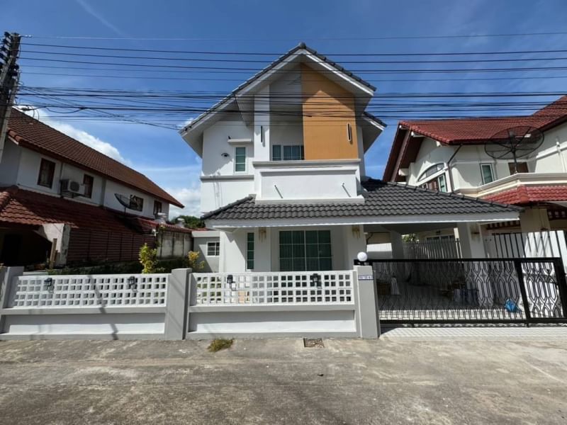 For SaleHouseSriracha Laem Chabang Ban Bueng : 2-story detached house for sale, Rai Kluay Road, Sriracha Village, Parkville, 4 bedrooms.