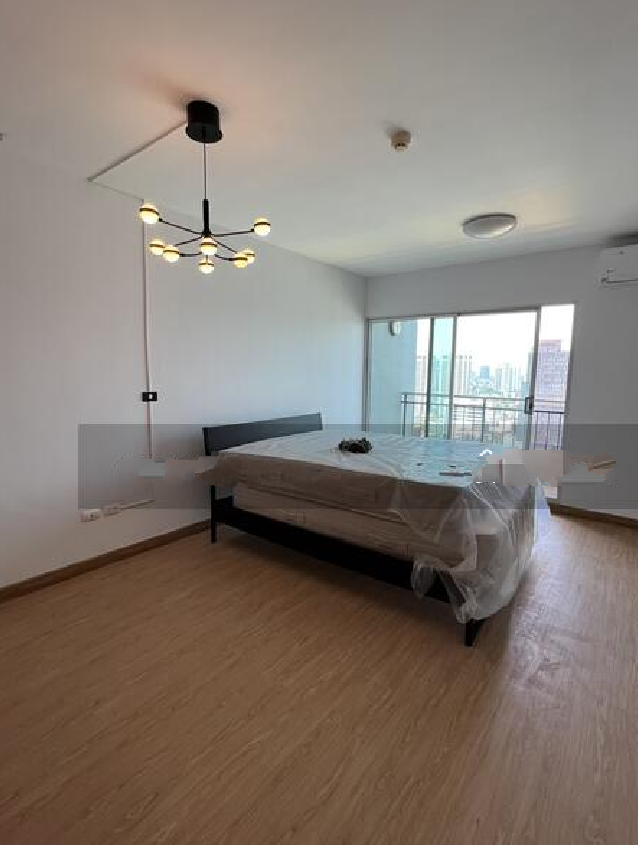 For SaleCondoRama9, Petchburi, RCA : Condo for sale Supalai Park Ekkamai-Thonglor, good location, large room 68 sq m. (RS 0674)