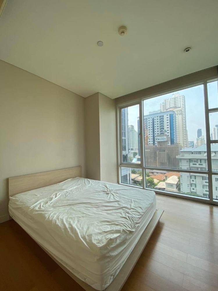 For SaleCondoSukhumvit, Asoke, Thonglor : ♦ Best Price ♦ 05+ Floor 132.00 sq.m. | 3 beds, Fully furnished, Pet friendly | Luxury condo near BTS Ekkamai, Thonglor 1 min., Major Cineplex Sukhumvit 1 min.