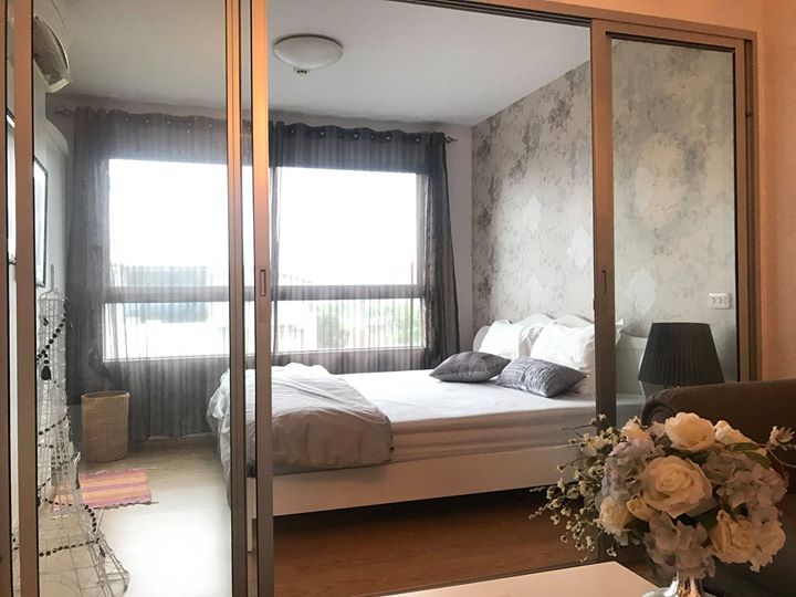 For SaleCondoNonthaburi, Bang Yai, Bangbuathong : For sale: D Condo Rattanathibet, beautifully decorated room, size 28 sq m., new condition, 1.35 million baht.