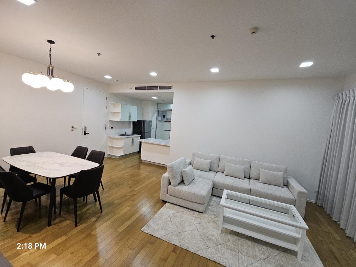 For RentCondoSukhumvit, Asoke, Thonglor : The Madison Sukhumvit 41 room for rent, 3 bedrooms, 3 bathrooms, area 155 sq m, rental price 84,000 per month. If interested, call Nong 096-2615656, ready to make an appointment to visit every day. The Madison for Rent 3bed 3 bath 155 Sq,m Rental price 84