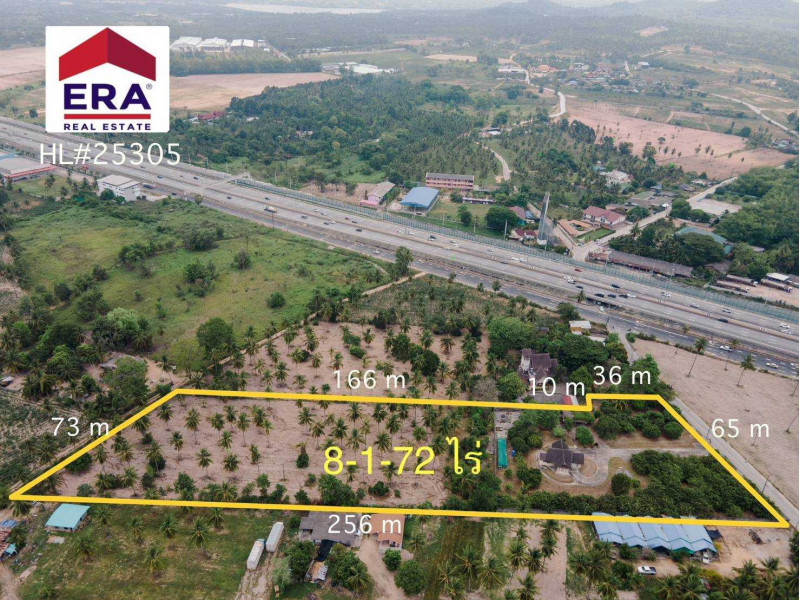 For SaleLandPattaya, Bangsaen, Chonburi : Land for sale with buildings, area 8-1-72 rai, next to Motorway No. 7.