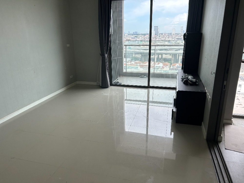 For SaleCondoRama3 (Riverside),Satupadit : Starview room for sale 77 sq m., 19th floor, empty room condition. Before redecorating