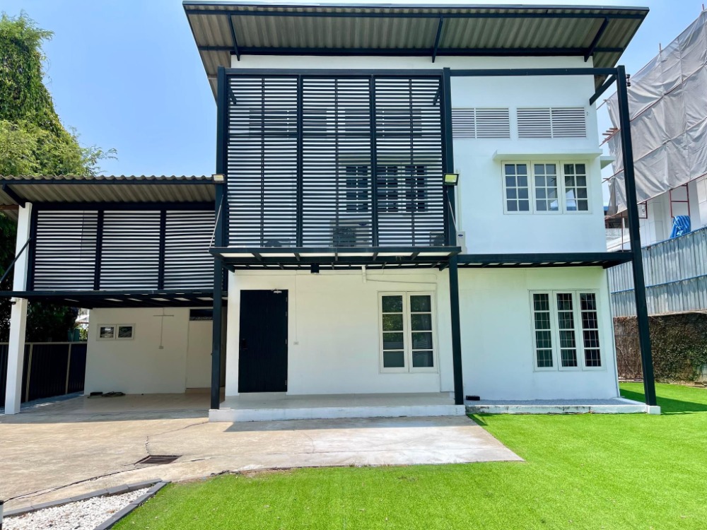 ให้เช่าบ้านนวมินทร์ รามอินทรา : 2-storey Single House, Ramintra 42  for Rent