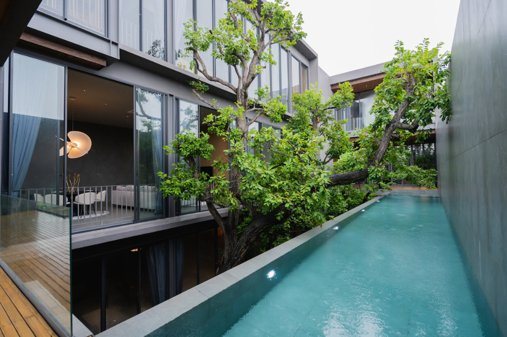 For SaleHouseChokchai 4, Ladprao 71, Ladprao 48, : 3-story detached house, Unique Luxury, Soi Nakniwat 20, with 20 meter swimming pool, land size 215 sqw..