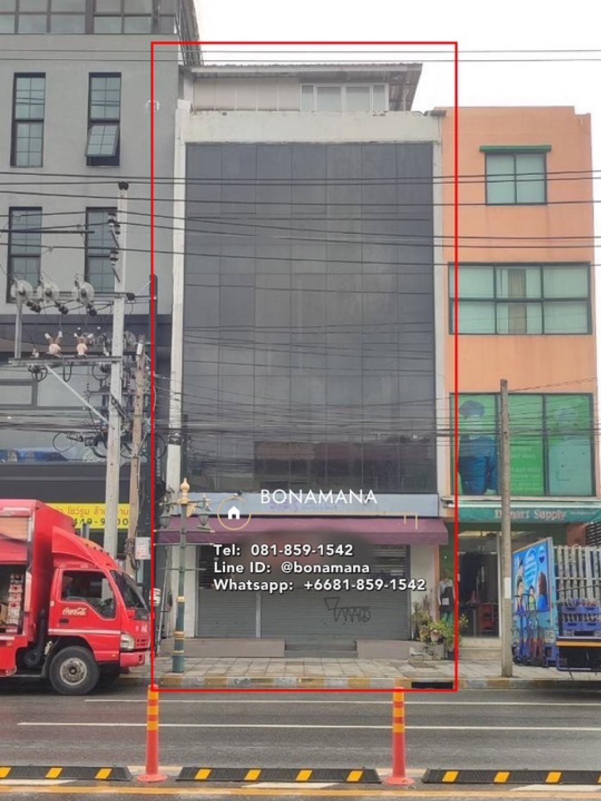 For RentShophouseSukhumvit, Asoke, Thonglor : Commercial building for rent on the main road, Thonglor.