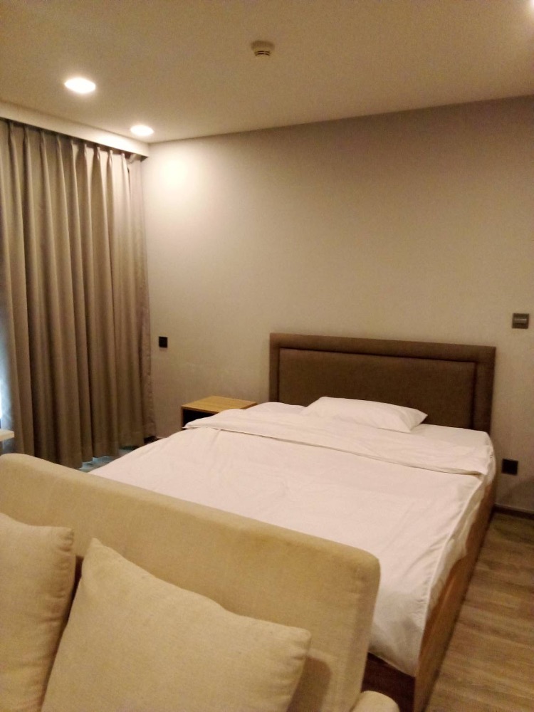 ให้เช่าคอนโดรัชดา ห้วยขวาง : ให้เช่าคอนโดmaestro 19 1bedroom pet friendly line:ashley9198