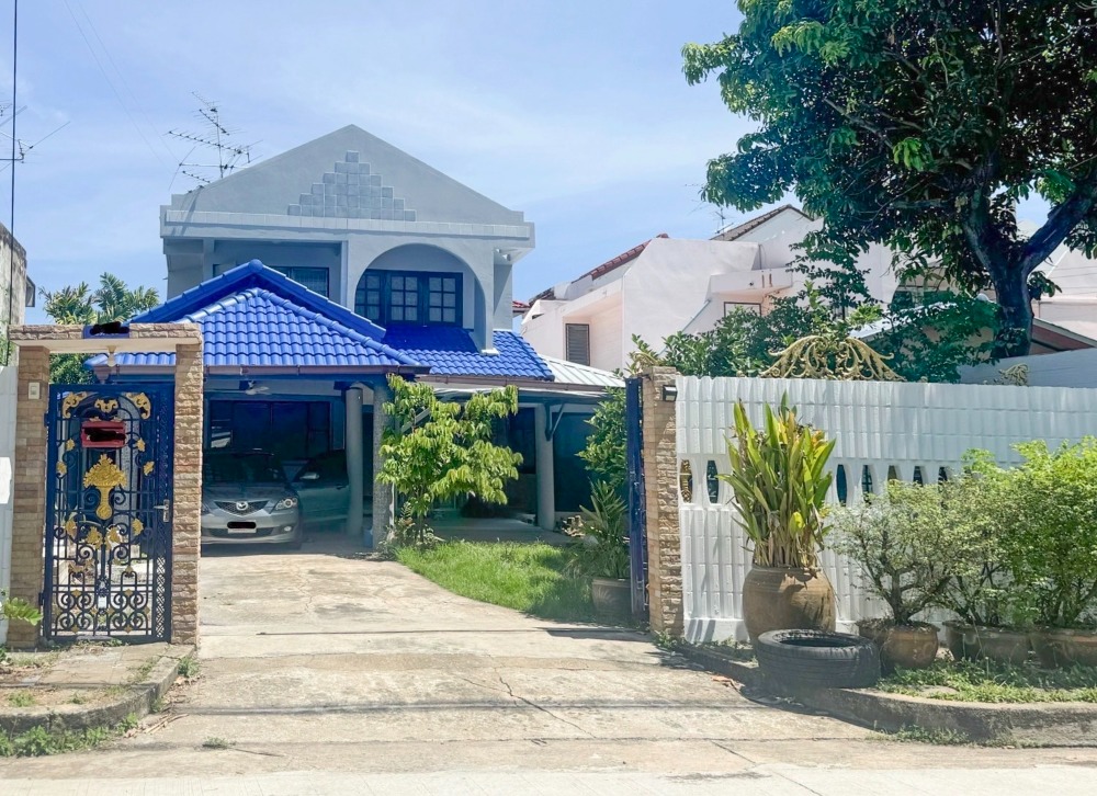 For SaleHouseChaengwatana, Muangthong : 2-storey detached house for sale, 62 sq m., in Muang Thong Thani, Project 2, near the Pink Line BTS. Renovated house ready to move in