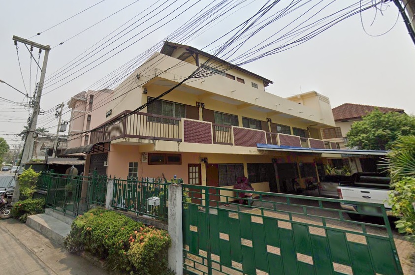 For SaleBusinesses for saleChiang Mai : Dormitory for sale with 1 detached house, size 126 sq m, in the middle of Chiang Mai city. Inside the moat of Chaeng Si Phum, Chiang Mai.