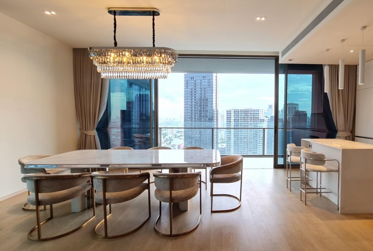 ให้เช่าคอนโดสุขุมวิท อโศก ทองหล่อ : The Strand Thonglor  Penthouse🔥 high floor;: 350,000/month call: 0635925888