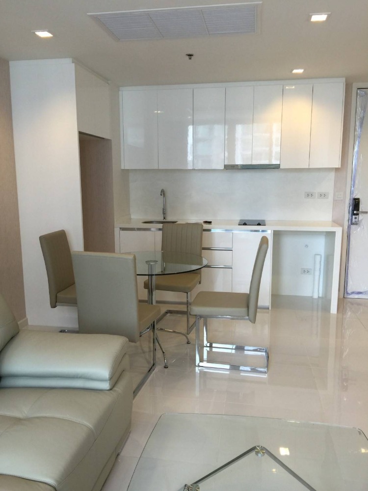 For SaleCondoSathorn, Narathiwat : ● Prime Location ● 15+ floor 65.84 sq.m. | 2 beds 2 baths | near BRT Arkhan Songkhro 1 mins, BTS Chong Nonsi 8 mins