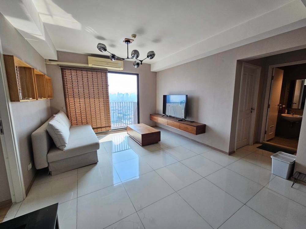 For SaleCondoRamkhamhaeng, Hua Mak : Property code Bp0352 Fuse Moebius Ramkhamhaeng Khlong Tan, room size 56 sq m, 2 bedrooms, 2 bathrooms, 26th floor.