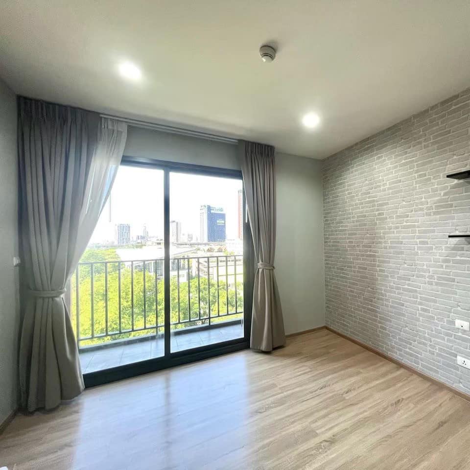 For SaleCondoRama9, Petchburi, RCA : Property code Bp0355 The Base Garden Rama 9, room size 31.95 sq m, 1 bedroom, 1 bathroom, 6th floor.