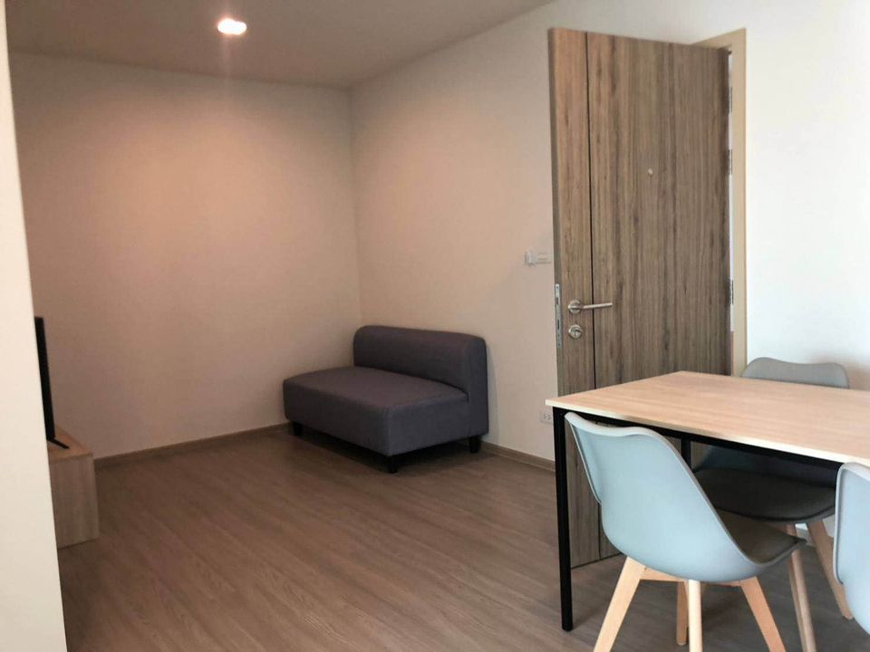 For SaleCondoLadkrabang, Suwannaphum Airport : Property code Bp0370 Condo Me On Nut-Rama 9, room size 35.4 sq m, 2 bedrooms, 1 bathroom, 3rd floor.