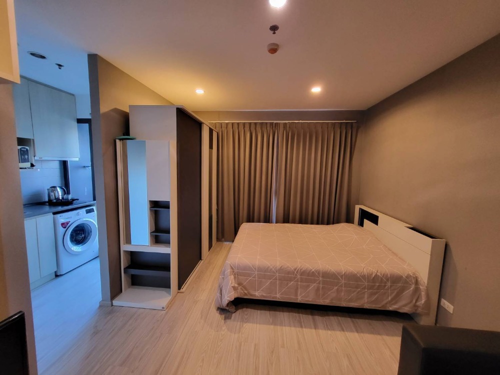 For RentCondoBangna, Bearing, Lasalle : Beautiful room, high floor, studio for rent, 1 bathroom, Ideo Mobi Sukhumvit Eastgate.