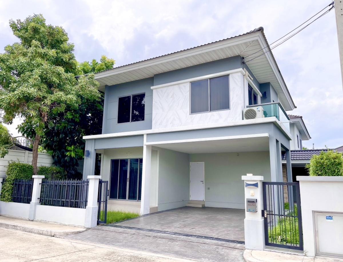 For SaleHouseRama5, Ratchapruek, Bangkruai : 2-story detached house for sale, Perfect Place Rattanathibet-Sai Ma Station. The house is very beautiful and new, good location - area 52.10 sq m., usable area 147 sq m.