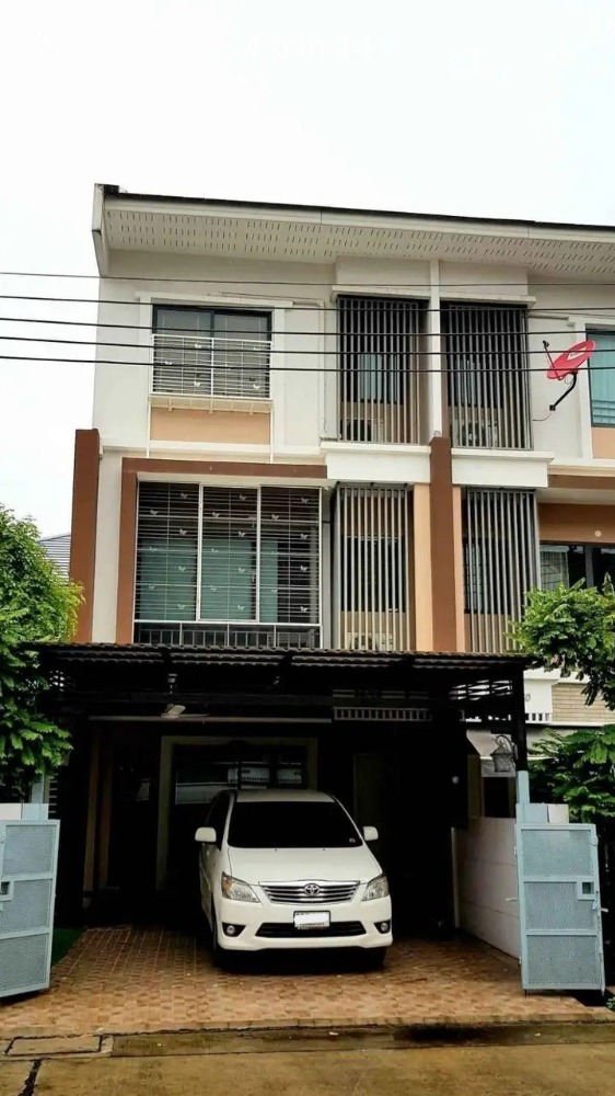 For RentTownhouseOnnut, Udomsuk : TPVO101 Townhouse for rent, The Private On Nut 36, size 32 sq m., 3 floors, usable area 128 sq m., 3 bedrooms, 5 bathrooms, 38,000 baht. 063-759-1967