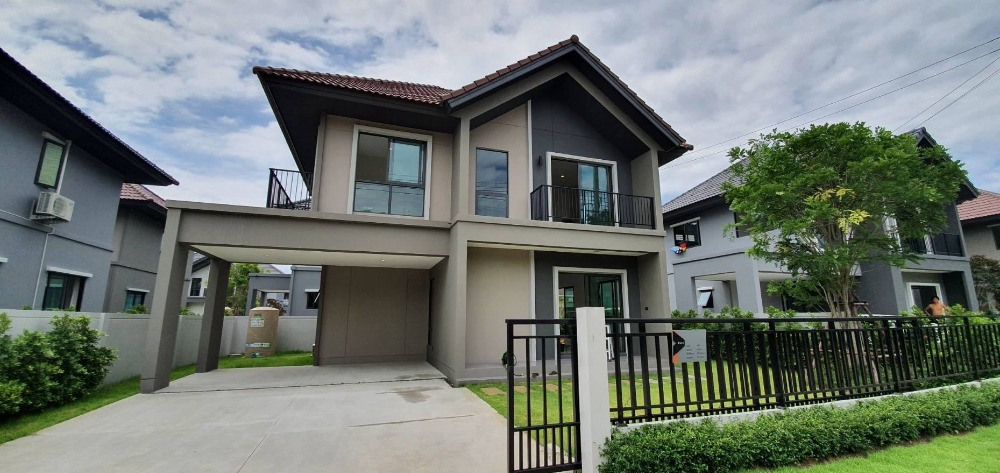 For SaleHouseSamut Prakan,Samrong : sell!!! 🏡Single house, Pave Village, Bangna (Single house, quality society, just 3 minutes from Burapha Withi Expressway!!👍👍👍👍)