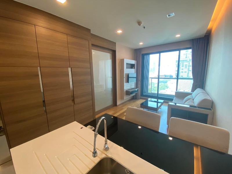 For SaleCondoSathorn, Narathiwat : Condo For Sale The Address Sathorn 1 Bedroom 1 Bathroom 46 sqm