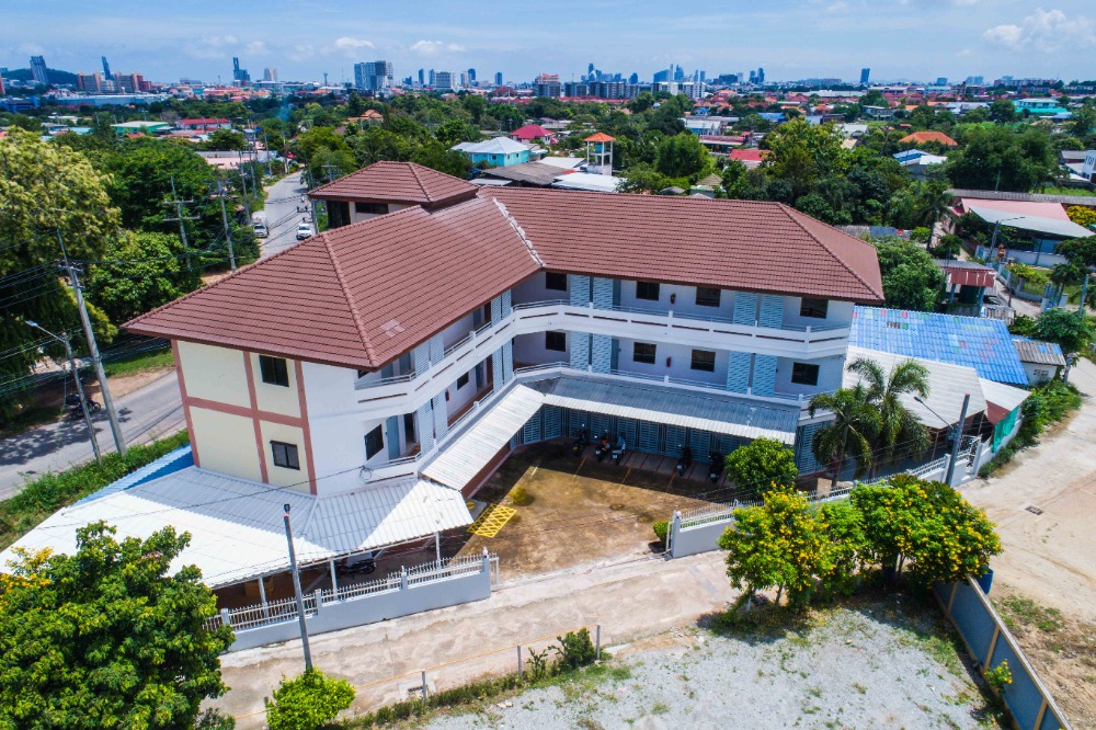 For SaleBusinesses for salePattaya, Bangsaen, Chonburi : Investment Opportunity Very High Returns!! 24-Room Hotel for SALE near Jometien Beach, South Pattaya