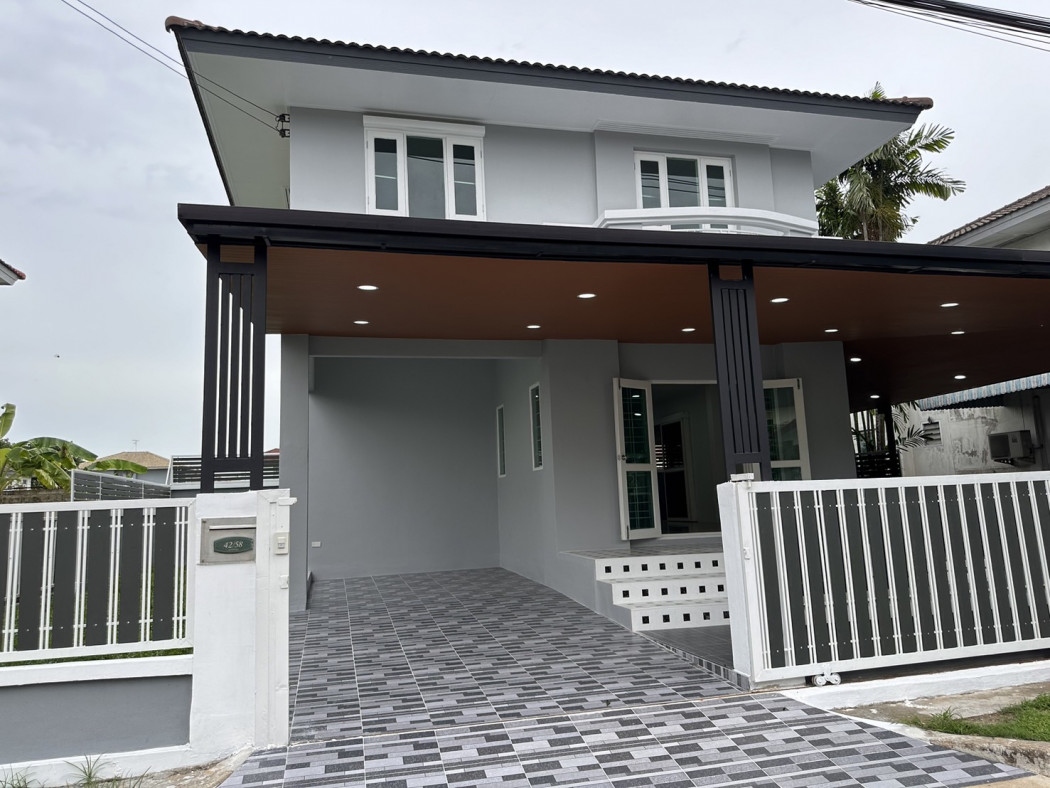 For SaleHousePathum Thani,Rangsit, Thammasat : Single house for sale, decorated and extended, ready to move in, Baan Inglada, 250 sq m, 52.1 sq wa, full loan