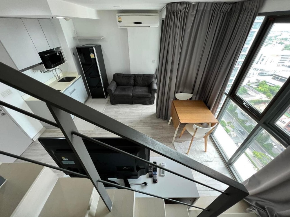 For RentCondoOnnut, Udomsuk : For rent IDEO Mobi S81 Duplex room, 2 floors, 43 sq m, spacious living room, bad view, 1 bedroom, 1 bathroom, beautiful room, good view, fully furnished, next to BTS and shopping mall, ready to move in