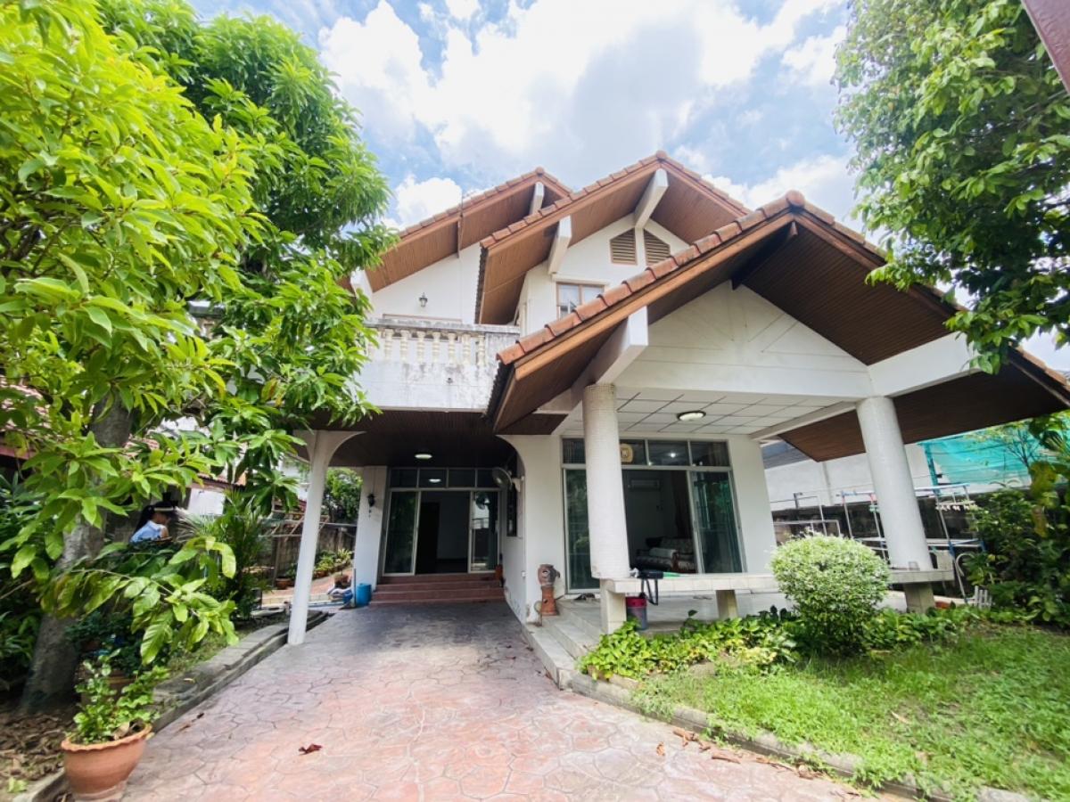 For SaleHouseChaengwatana, Muangthong : For Sale 9.9 M Muang Thong Thani house for sale, 2-storey detached house, land area 75 sq m., usable area 223 sq m.