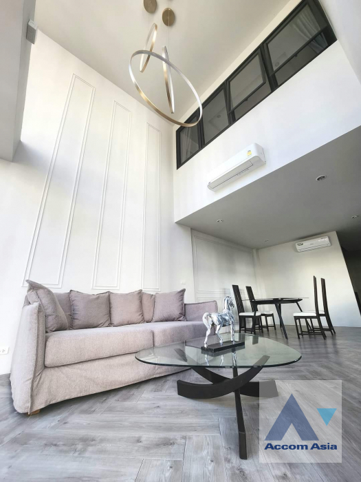 For RentTownhouseSukhumvit, Asoke, Thonglor : 🔼🔽 AccomA Pet friendly 3 Beds Townhouse for Rent in Sukhumvit, BTS Ekkamai at 23 Residence