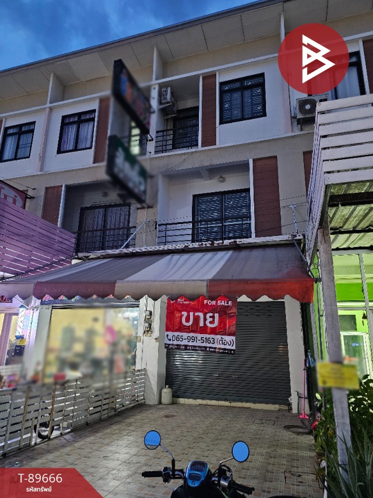 For SaleTownhousePattaya, Bangsaen, Chonburi : Townhouse for sale Family City Village, Chonburi (Family City), ready to move in