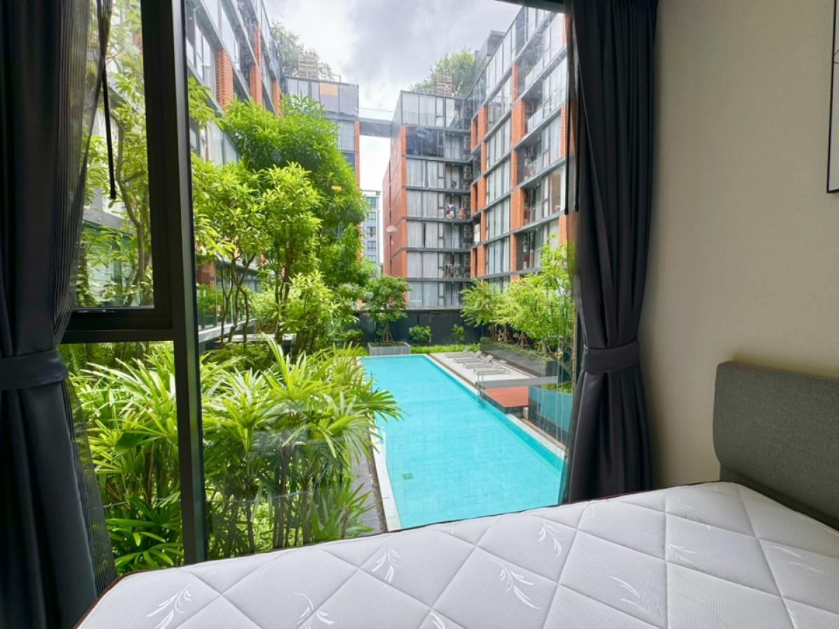 For RentCondoSukhumvit, Asoke, Thonglor : For Rent! Quintara TreeHaus (Sukhumvit 42) Pool view, 2 bedrooms 2 bathrooms 46 Sq.m, Corner room Condo for rent Quintara TreeHaus (Sukhumvit 42) pool view, 2 bedrooms, 2 bathrooms, 46 sq m., private corner room.