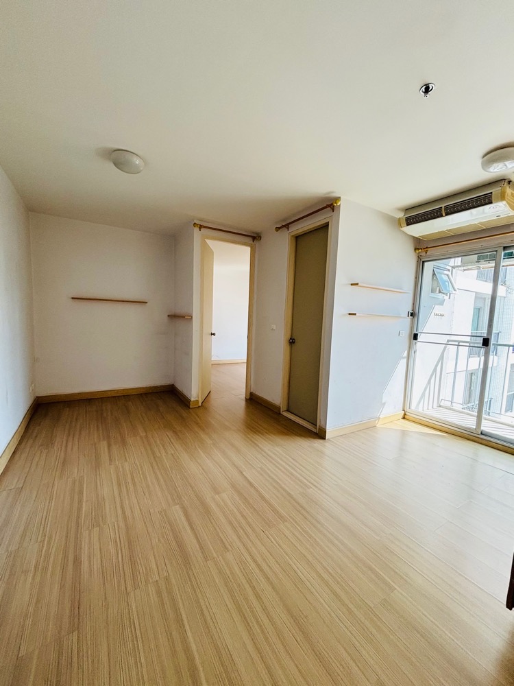 For SaleCondoPattanakan, Srinakarin : Urgent sale, empty room, parkland srinakarin 45sqm 1bed1bath 2.2mthb