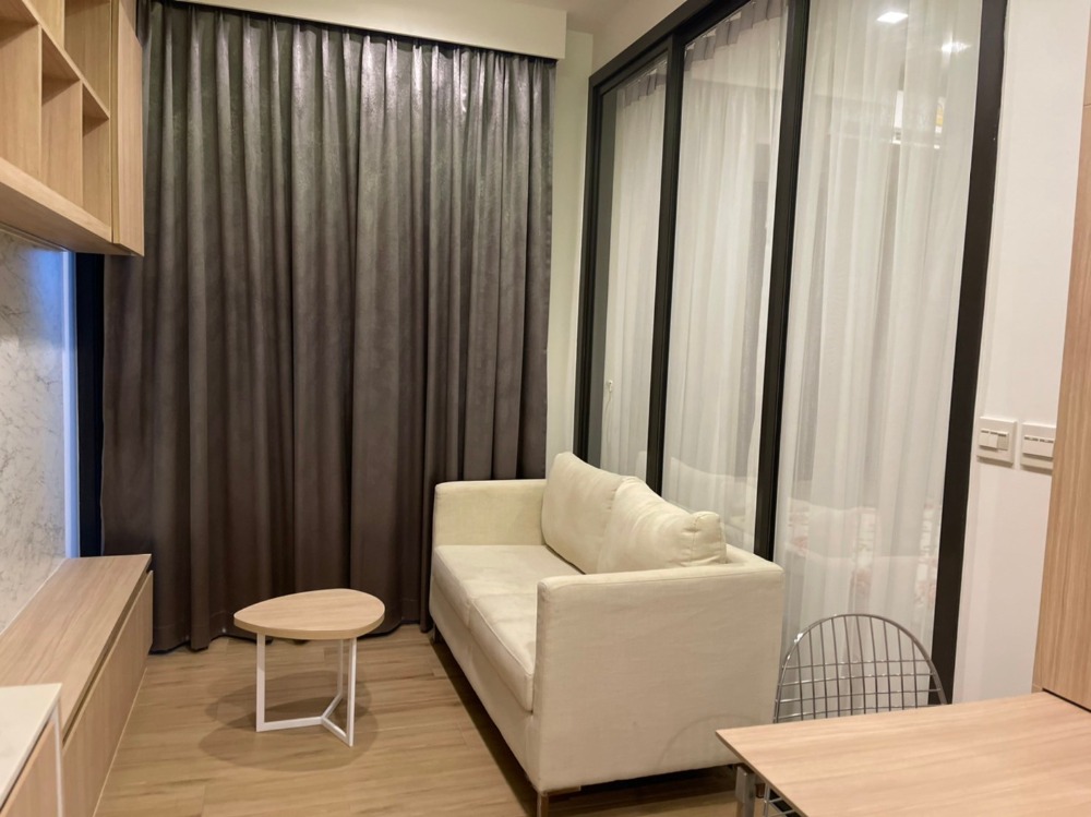 For RentCondoSapankwai,Jatujak : Condo M Chatuchak for rent, size 35 sq m, special price, dog friendly 22,000 baht, room available first of March