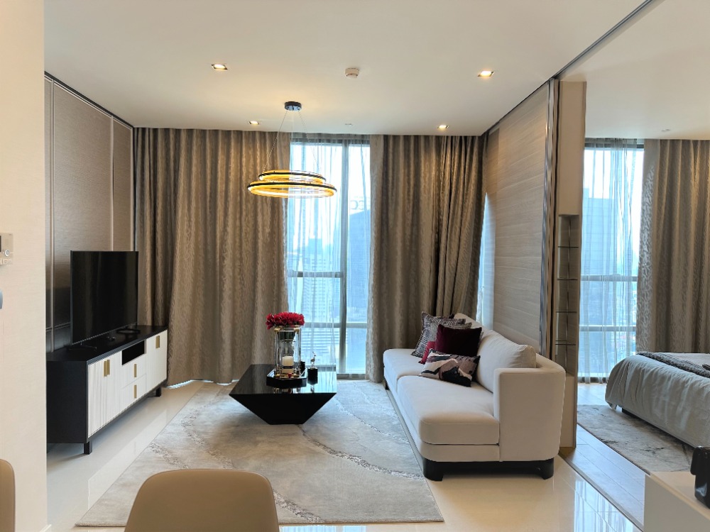 ให้เช่าคอนโดสาทร นราธิวาส : Luxury condo for rent | The Bangkok Sathorn. 1 bedroom size 64 sq.m.