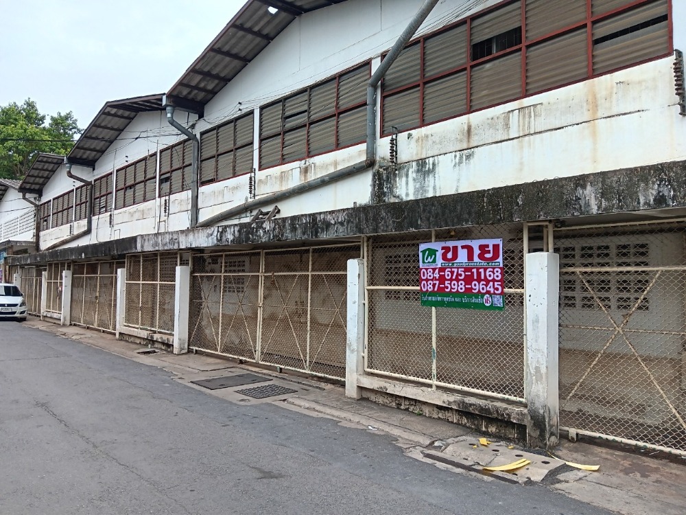 For SaleFactoryBang kae, Phetkasem : Warehouse for sale, size 1-1-99 rai (599 sq m), width 70 meters, Setthakit Bang Khae Village, near Petchkasem Road