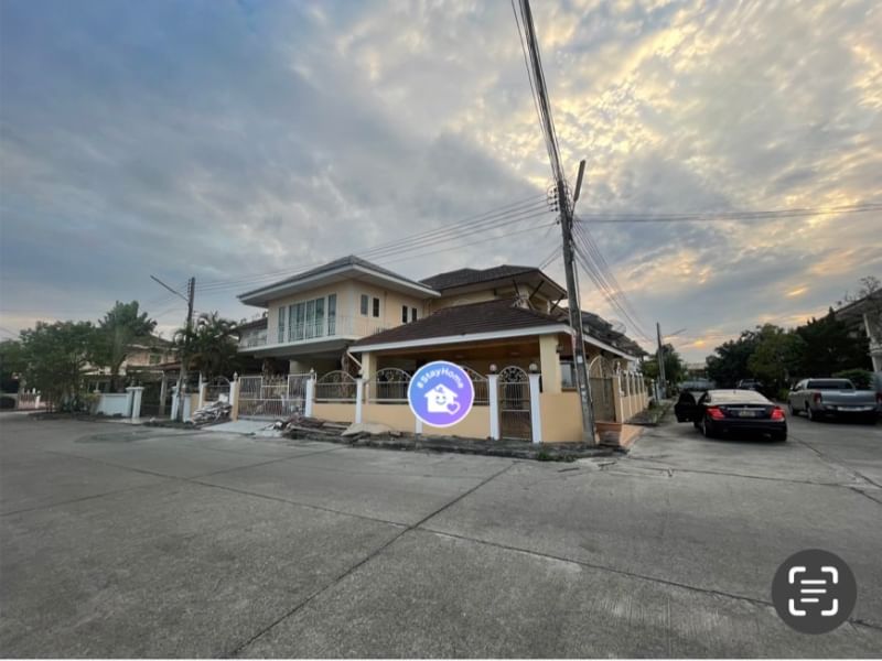 For RentHouseSriracha Laem Chabang Ban Bueng : House for rent in Surasak, 5 bedrooms, detached house, Srinakarin Village, Sri Racha, near J-Park.