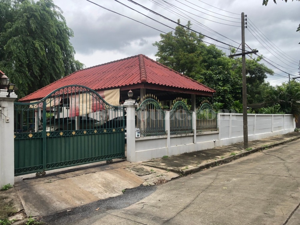 For SaleHousePathum Thani,Rangsit, Thammasat : 2-story detached house for sale, Muang Ake Village, Rangsit, Soi Aek Burapha 4/8