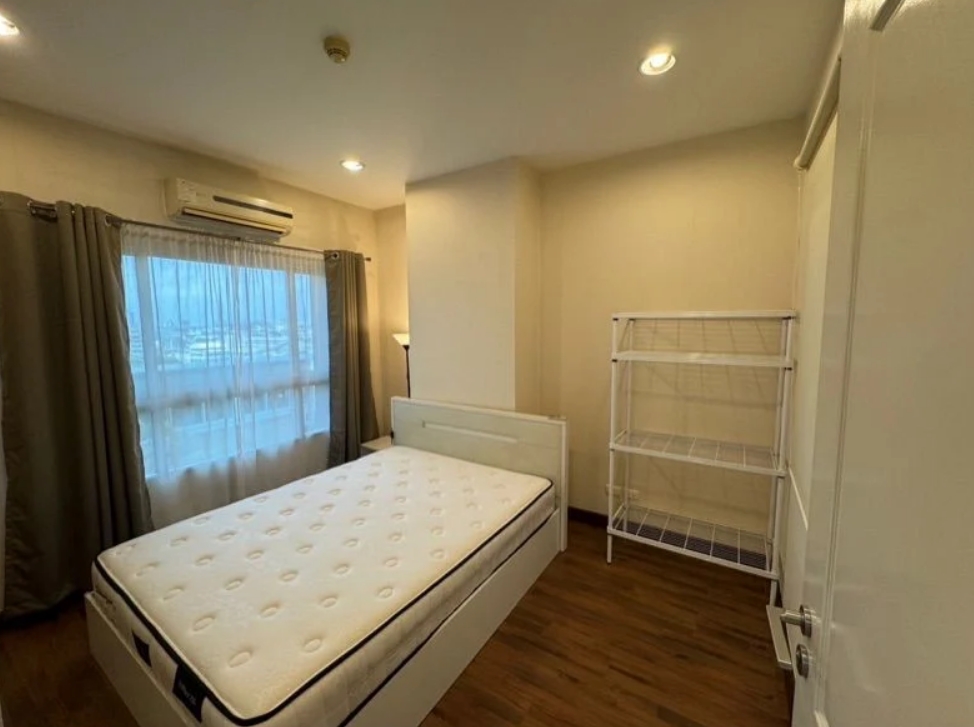 For RentCondoWongwianyai, Charoennakor : For rent: Q House Sathorn, 9th floor