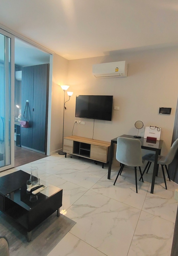 For RentCondoRatchadapisek, Huaikwang, Suttisan : Artisan Ratchada Condo for rent Floor 28 Tower D🍂 near MRT Huai khwang, Bangkok