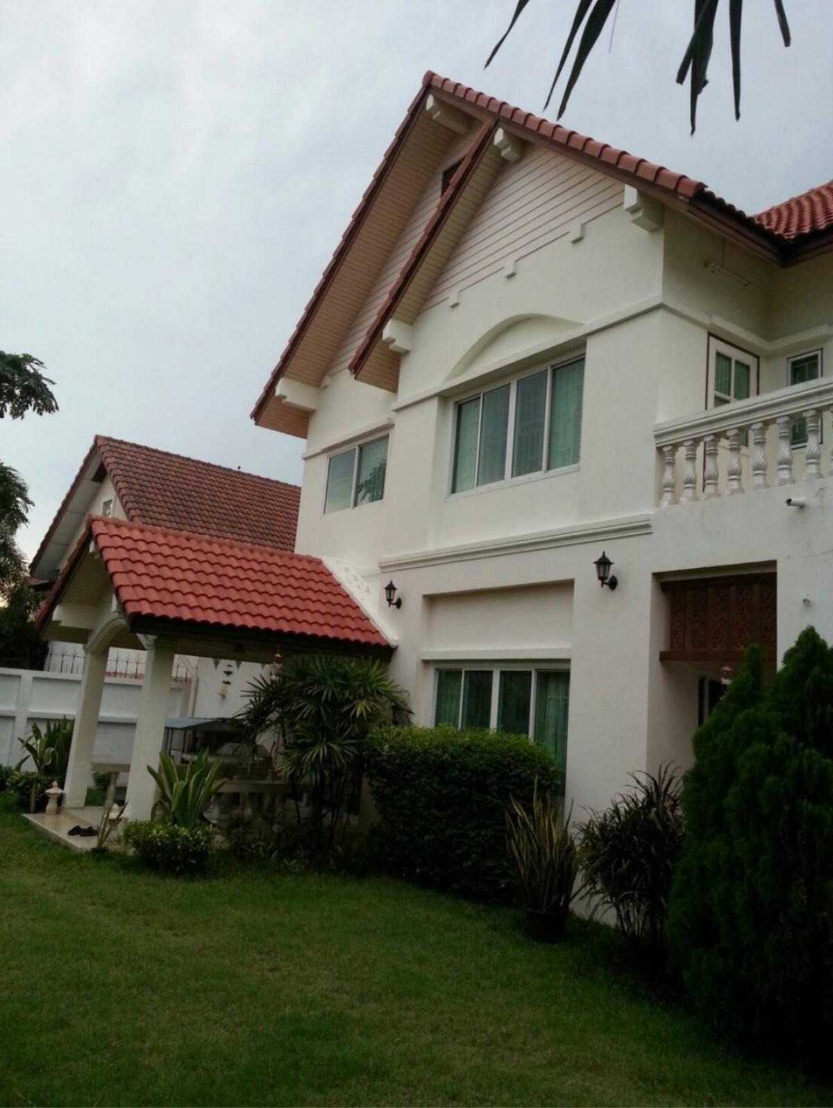 For SaleHouseSriracha Laem Chabang Ban Bueng : Single house, beautiful, new, cheap, Grand Park View157/96 Nong Yai Bu 27, Surasak Subdistrict. Sriracha District, Chonburi, area 93.6 sq m, 3 bedrooms, 3 bathrooms, price 5,600,000, contact Tony 0982565156 Line: tonytengt