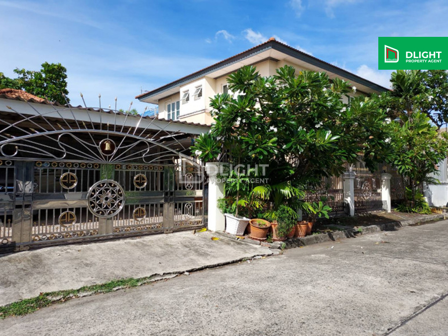 For SaleHouseSamut Prakan,Samrong : Single house for sale, Ban Chai Phrik Village, Bang Pla-Theparak (there are 2 houses in the same area), 105 sq m, 4 bedrooms, 4 bathrooms, price 8.9 million baht.