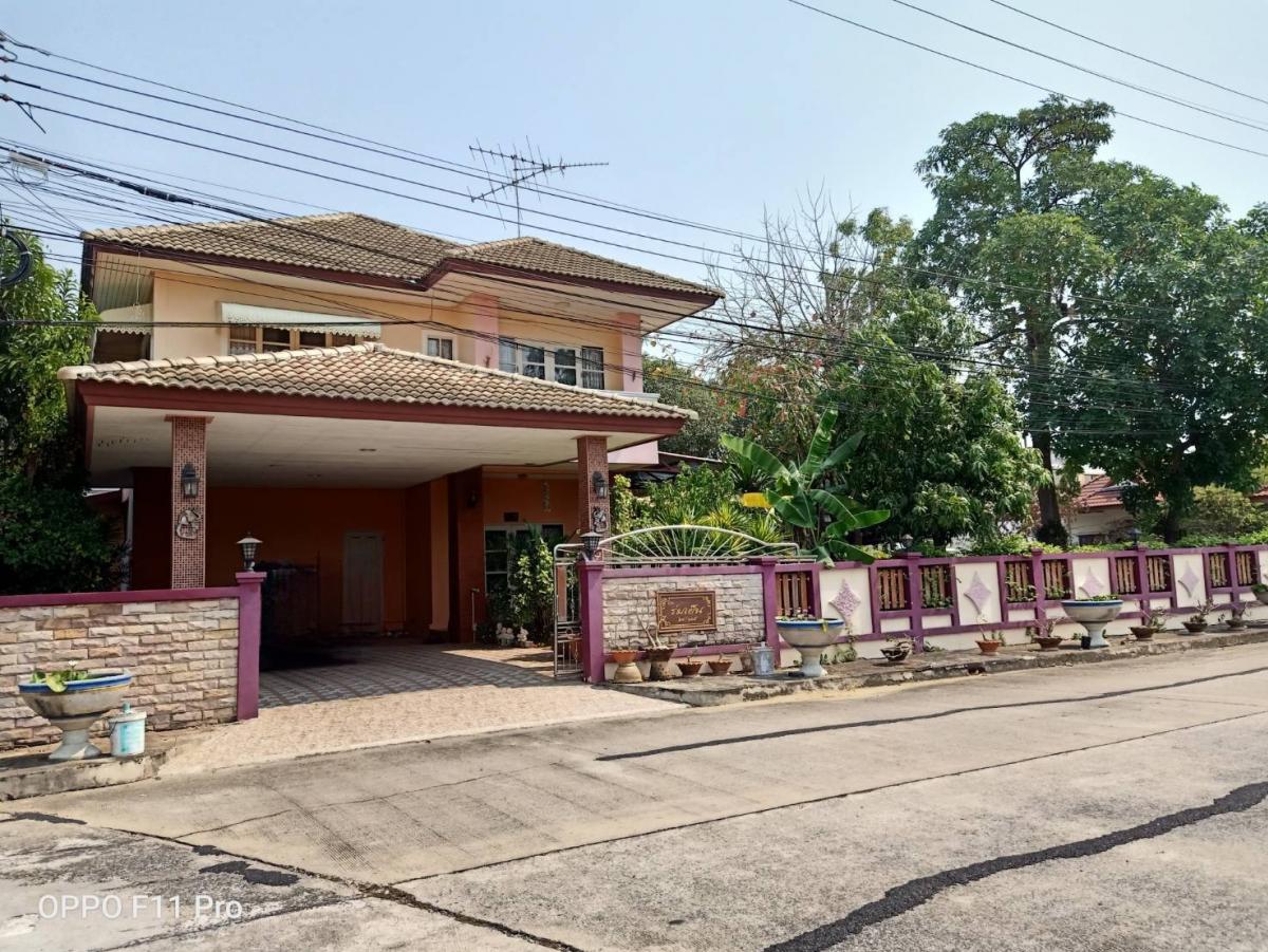 For SaleHousePathum Thani,Rangsit, Thammasat : Single house for sale, corner plot, 107 sq m, Theptarin Village, Khlong 11, Pathum Thani.