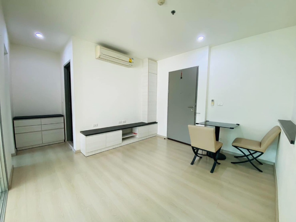 ขายคอนโดรัชดา ห้วยขวาง : Life Ratchadapisek / 1 Bedroom (SALE WITH TENANT), ไลฟ์ รัชดาภิเษก / 1 ห้องนอน (ขายพร้อมผู้เช่า) LIL035