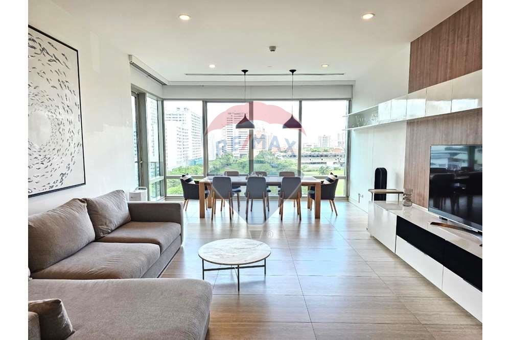 For SaleCondoWitthayu, Chidlom, Langsuan, Ploenchit : 185 Rajdamri: Freehold Luxe 2BR Unit with Sport Club Views, Now for Sale