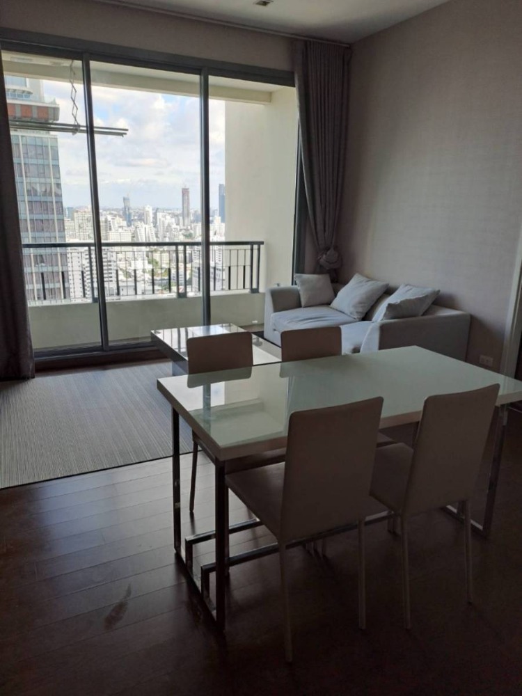 ให้เช่าคอนโดพระราม 9 เพชรบุรีตัดใหม่ RCA : Q Asoke 2B2B Rent 50K High Floor Modern Style