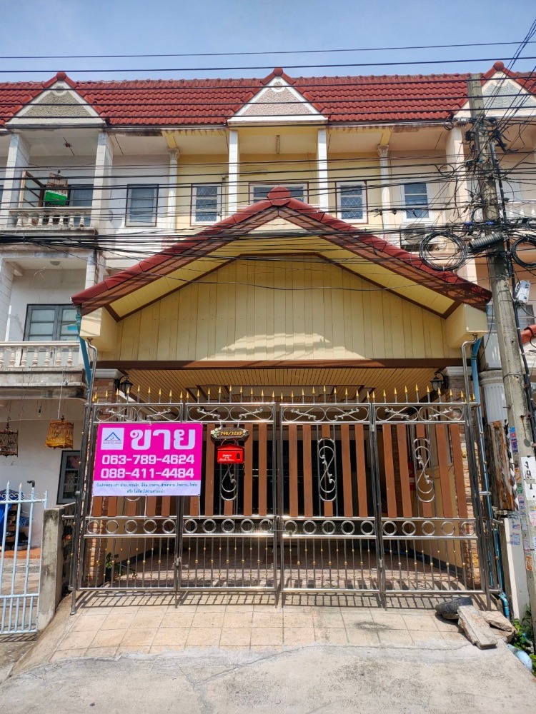 For SaleTownhouseRamkhamhaeng, Hua Mak : 3-story townhome, completely renovated, convenient, near to the main road.