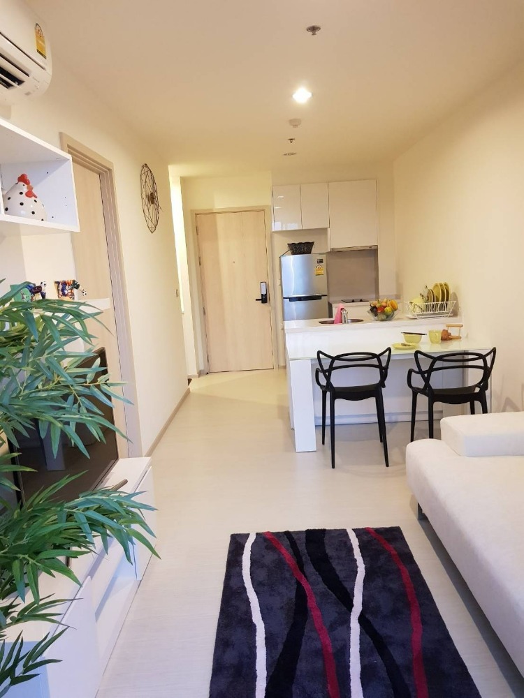 For RentCondoSukhumvit, Asoke, Thonglor : (for rent) RHYTHM Sukhumvit 42 near BTS Ekkamai