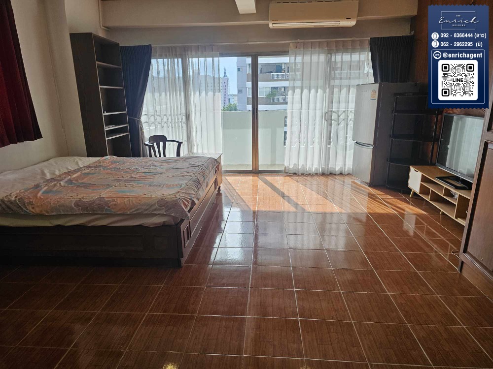 For RentCondoRatchadapisek, Huaikwang, Suttisan : 💙 For rent, Regent Ratchada, wide balcony, pool view, MRT Huai Khwang, Sutthisan💙 Tel. 062-2962295 NI // Line id : @enrichagent