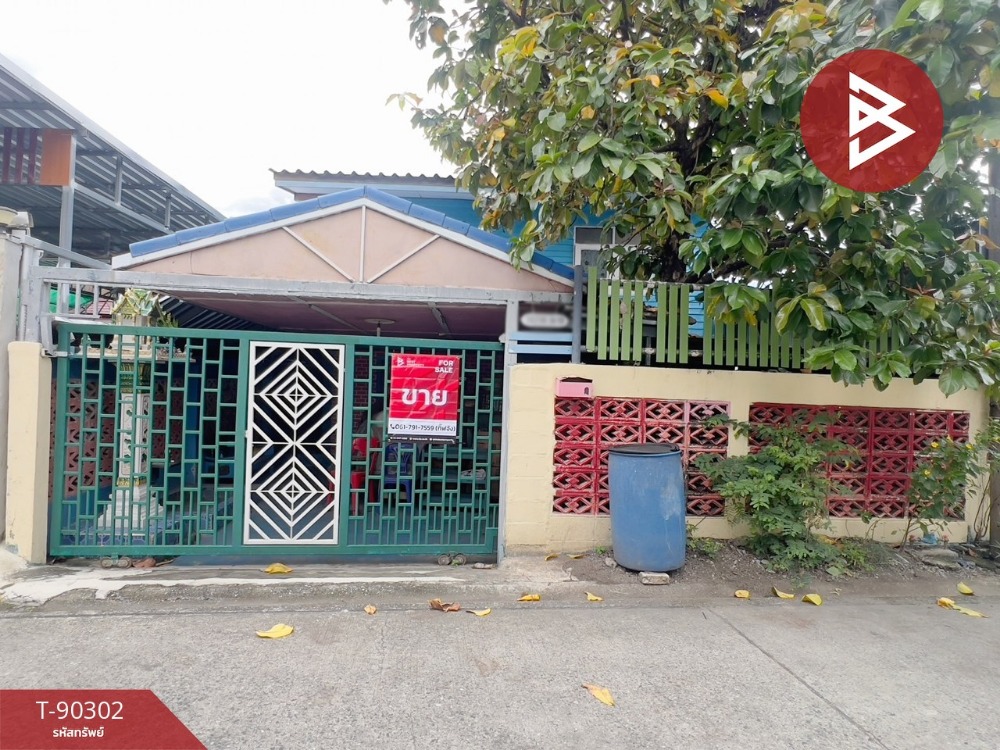 For SaleHouseSamut Prakan,Samrong : For sale: half-brick, half-wooden house with land, Soi Rong Lek Pu Chao Saming Phrai, Phra Pradaeng, Samut Prakan