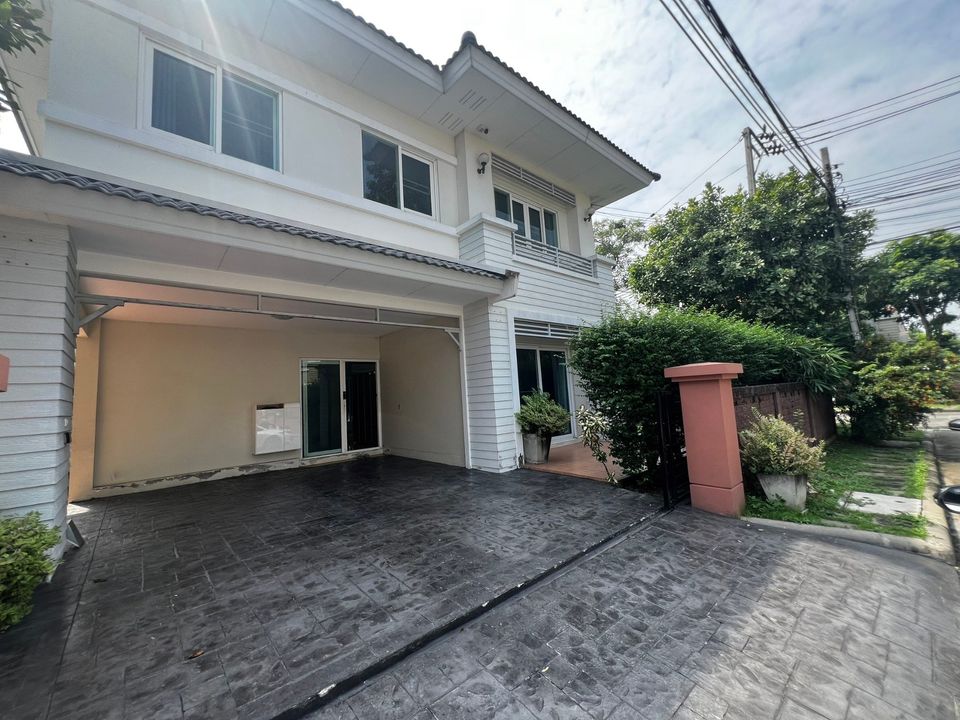 For RentHouseNonthaburi, Bang Yai, Bangbuathong : Single house 70 sq.w. 3 bedrooms 3 bathrooms opposite Robinson Ratchaphruek, pets allowed